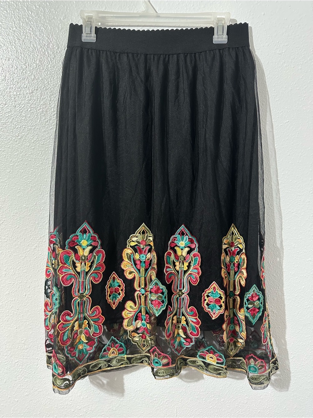 Magic Women's Floral Embroidered Skirt Black Lined Elastic Waist Size Lg Boho